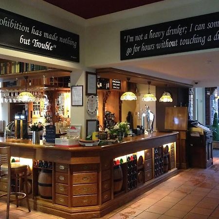 The Royal Oak, Kelsall المظهر الخارجي الصورة